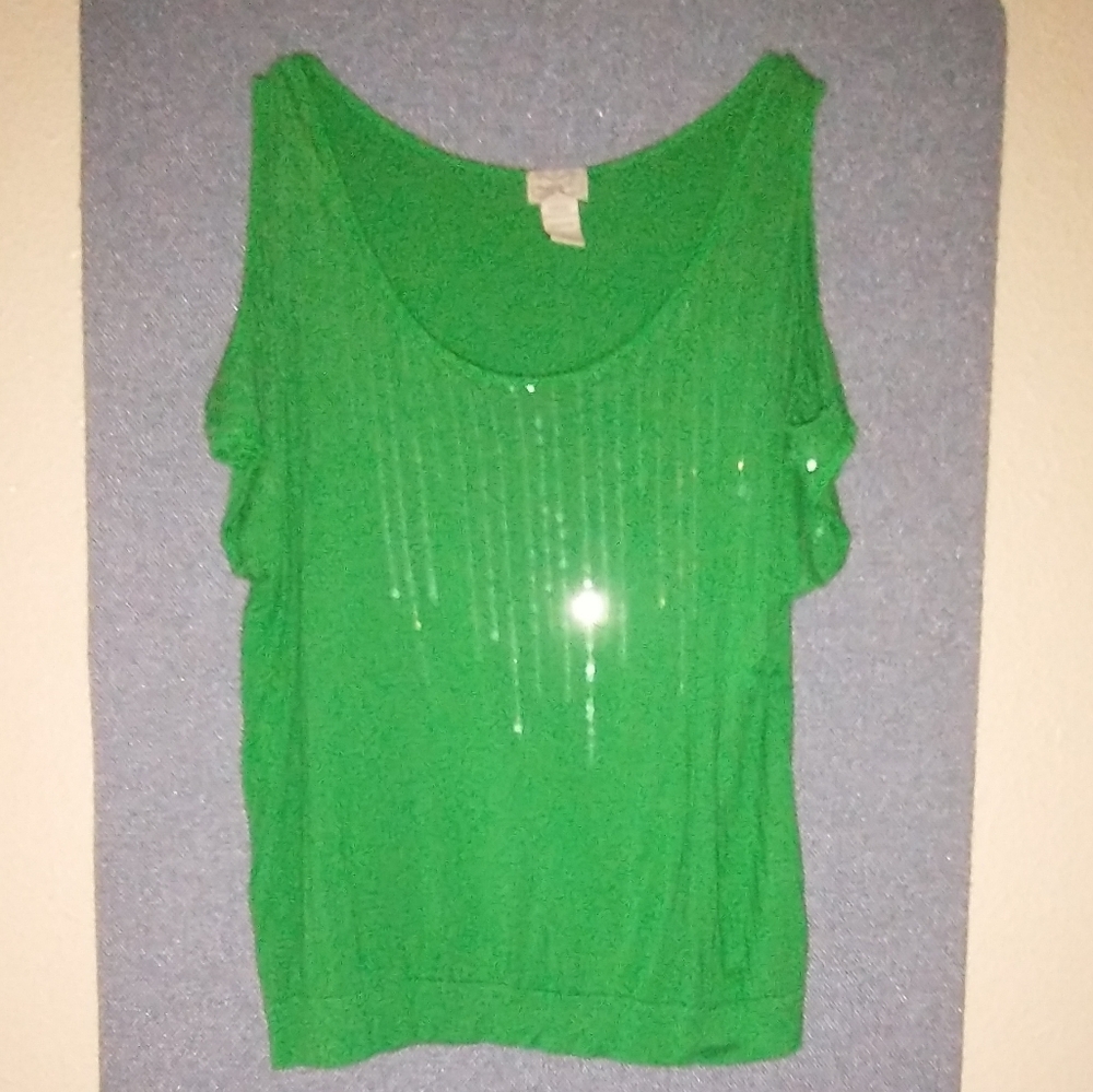 Shoulder cut out blouse